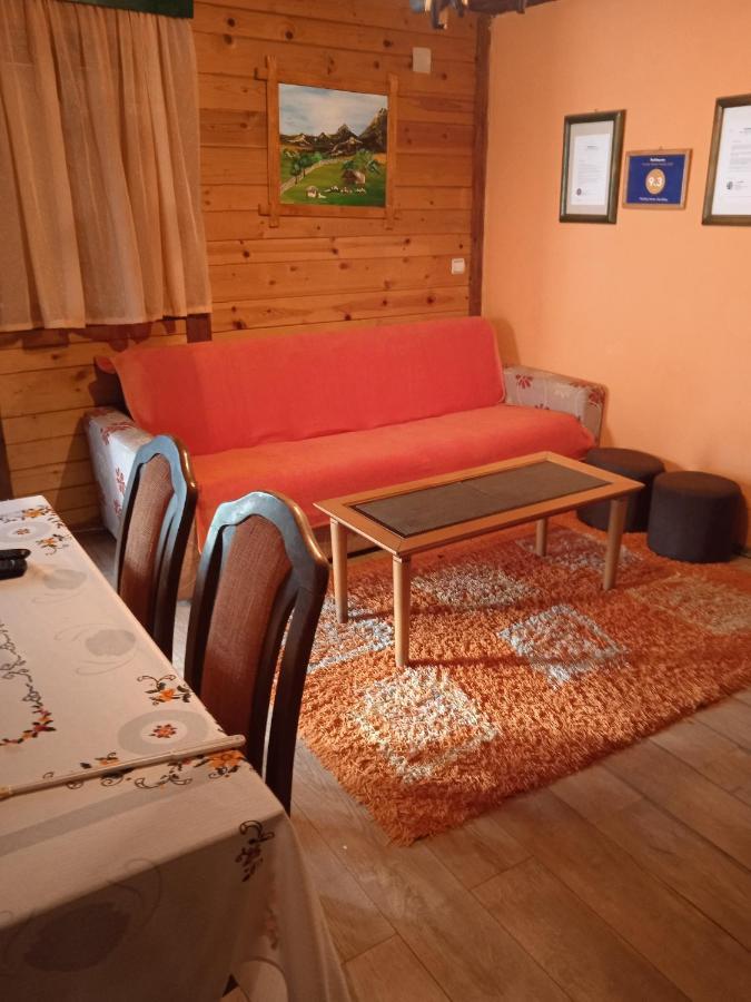 Holiday Home Vila Milka Kremna Екстер'єр фото