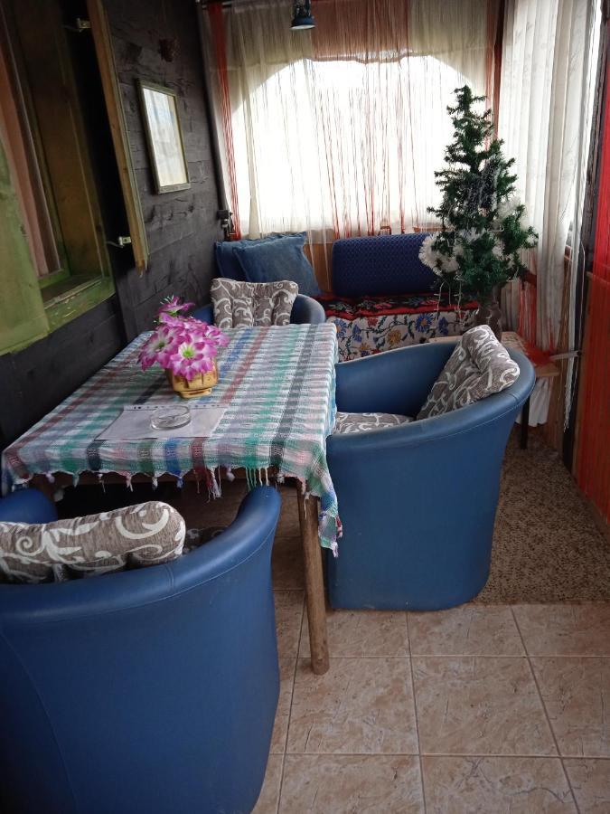 Holiday Home Vila Milka Kremna Екстер'єр фото