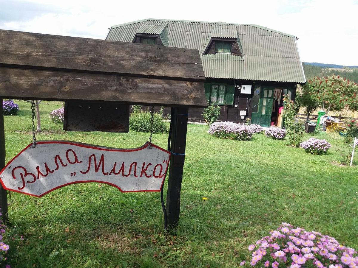 Holiday Home Vila Milka Kremna Екстер'єр фото